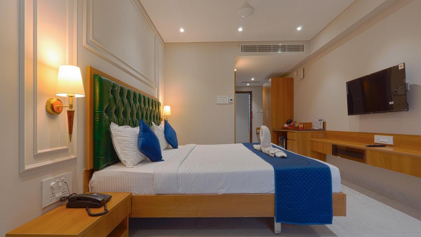 Magnus Nexstar Suites Kalyani Nagar 푸네 외부 사진
