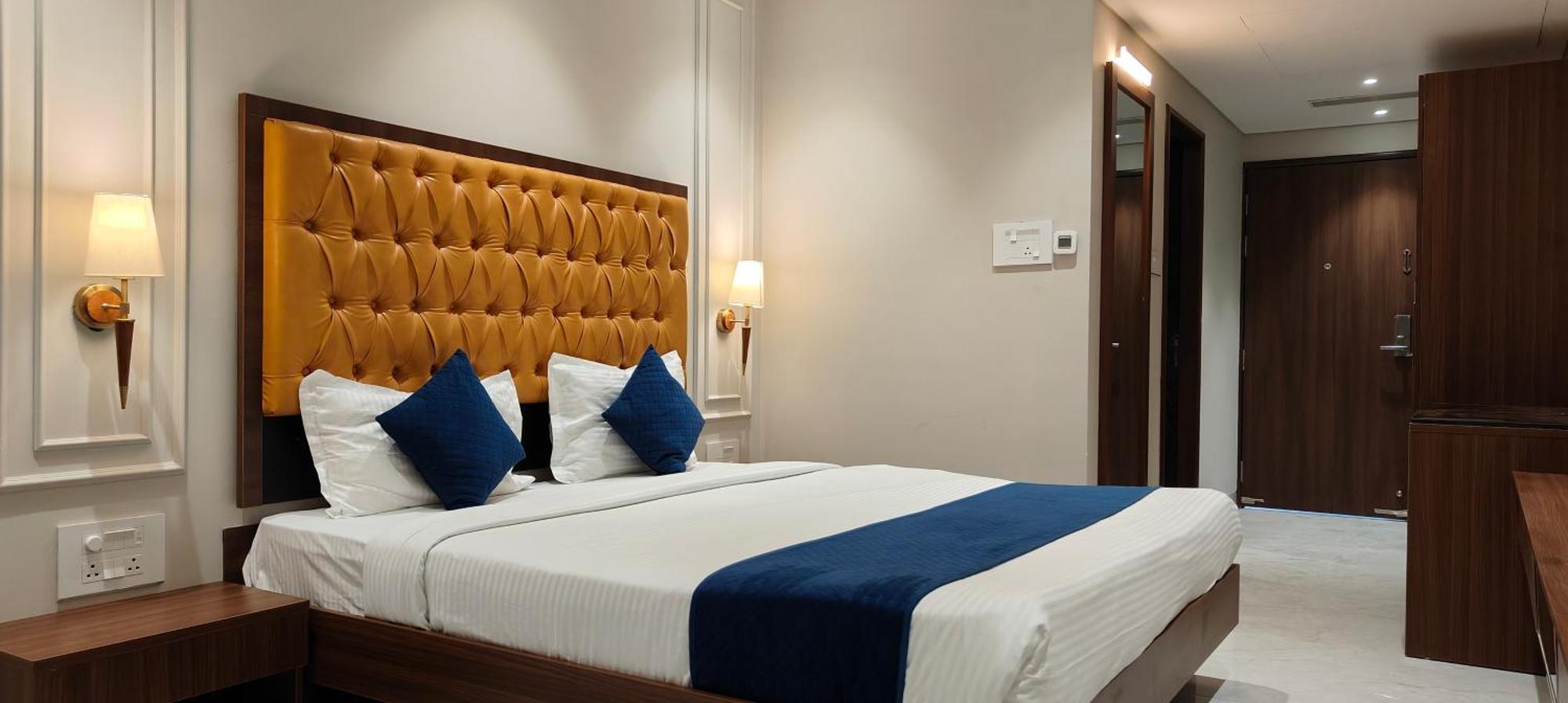 Magnus Nexstar Suites Kalyani Nagar 푸네 외부 사진